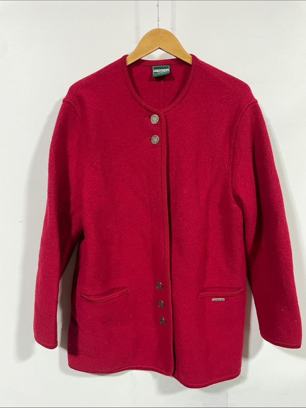 Geiger Collections Women's Red Sweater Cardigan
